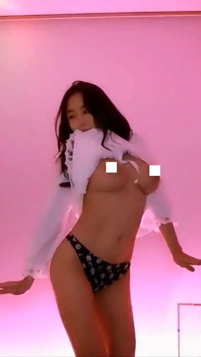 【顺德】天然F罩杯加持，10V1小时22分