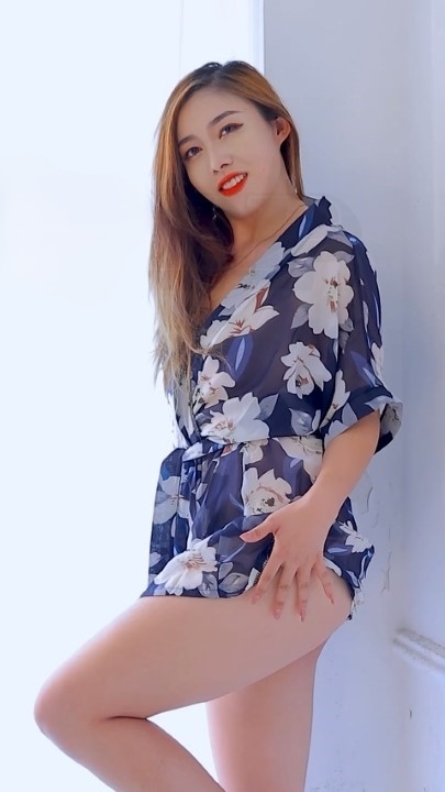 艺舞吧 何苗 大尺度写真 1V 5分钟 839MB