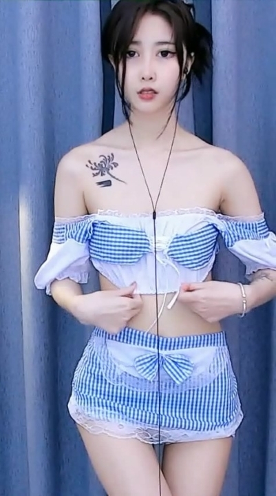 网易CC【小可】最大尺度 定制2V 6分半 495MB