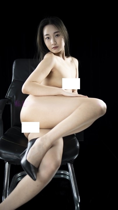 黄X 【若雨】大尺度流出4K超清视图 719P 2V  19分钟 3.97G