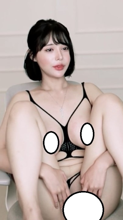 AF 顶流极品巨乳肉感女神【BJ徐婉】 裸舞紫薇 3V 31分钟 1.1G