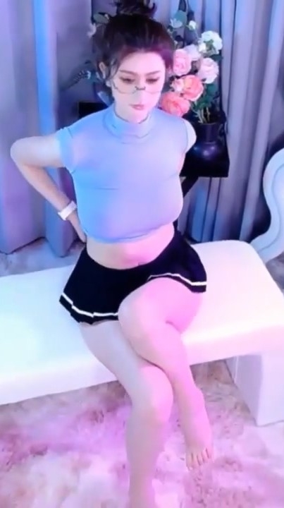 ST站【Sa_shimi】【aiyuri】两位小姐姐大尺度直播 2V 1小时 1.09G