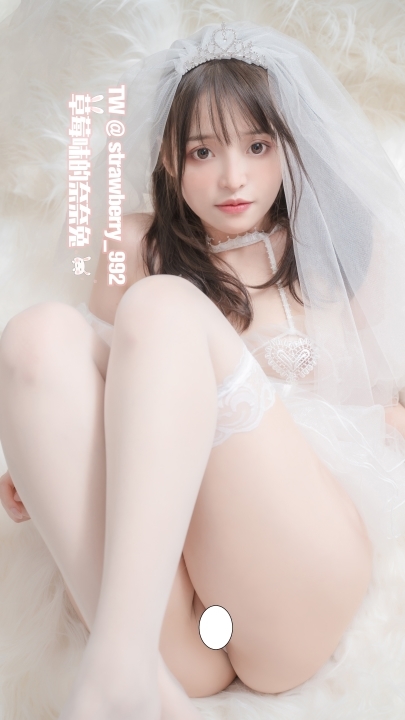 极品COSER【草莓味的奈奈兔】第一季 八套合集 2.06G