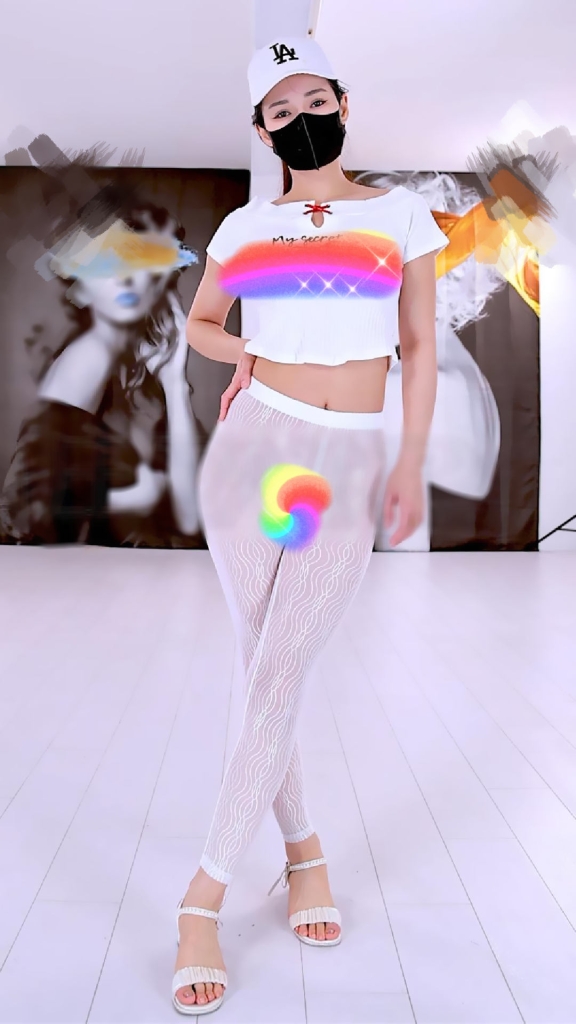 山庄VIP 小雯 性感长腿丝袜美女瑜伽走秀 4部 4K