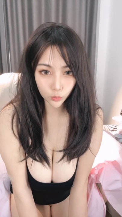 高颜值大奶名媛【卡卡啾咪】穴同框道#自#慰 画面#荡至极 6v5小时 w0426