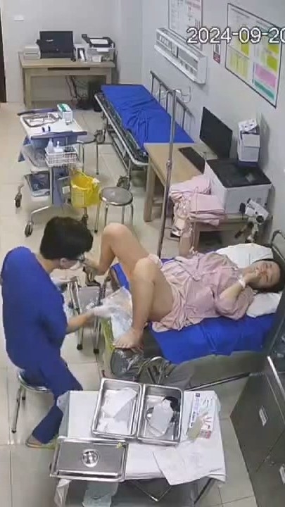 猎奇贴 医院监控流出 2V 2小时26分钟 1.44G