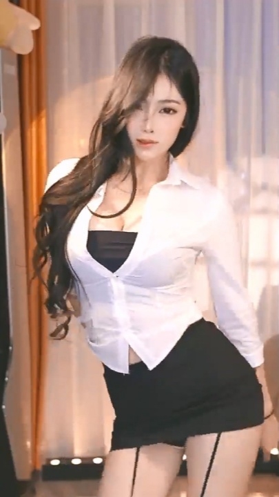 ⭐ 【花猫直播】S1 深沟半球 整活擦边性感骚舞PART1 43V2小时53分 x316