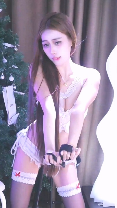 ⭐ 【花猫直播】S1 深沟半球 整活擦边性感骚舞PART2 42v2小时42分 x317