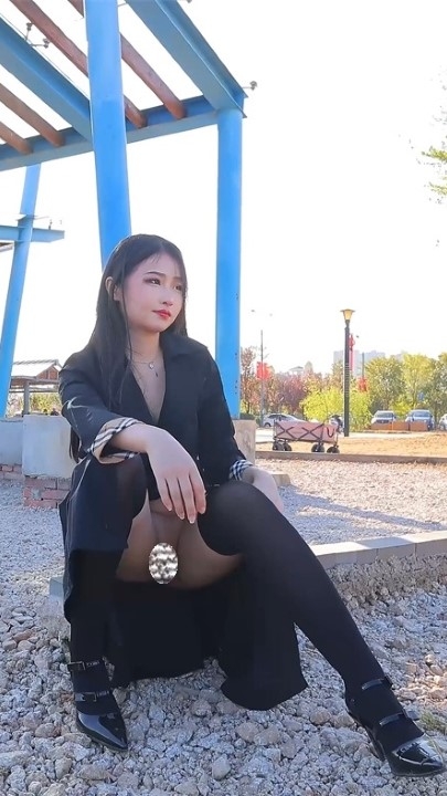 黄X【小泽】室内和超顶户外 3V 32分钟 4.21G