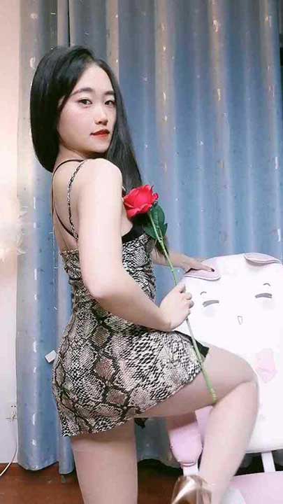 抖音 屿菲 气质反差极品美女，露脸露点脱衣裸舞8V【279M】