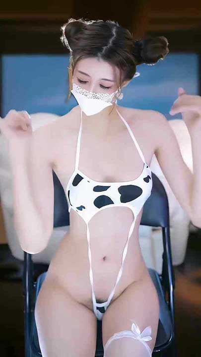 网易CC 白妖妖 8月全新定制热舞9V【2.4G】