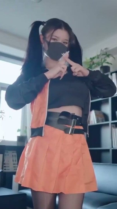 8月新品【NINA妈妈】S2D6【nina鸣人cos】28分钟 1.62G