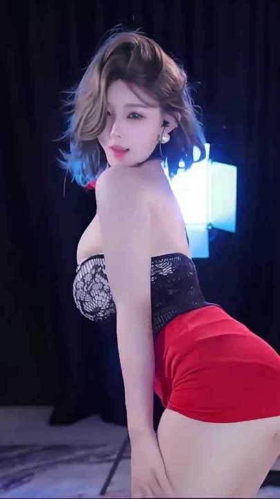 斗鱼 小悦光 谁的小棉袄呢 最新尺度升级热舞10V【1.36G】