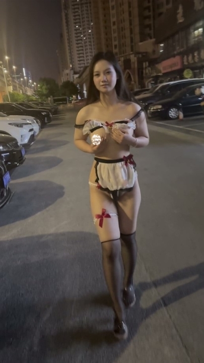 西萌【涵涵】【小泪】户外露出 2V 22分钟 3.25G