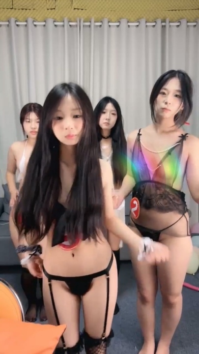 综艺【M8女团】色播界快乐大本营合集~欢乐无限~ 32V 75小时 44.7G HJ0011