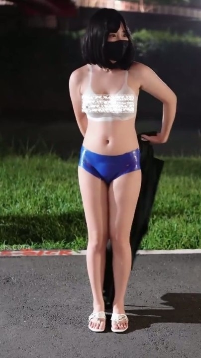 【小小Q】人体彩绘羞耻露出 27分钟 1.93G