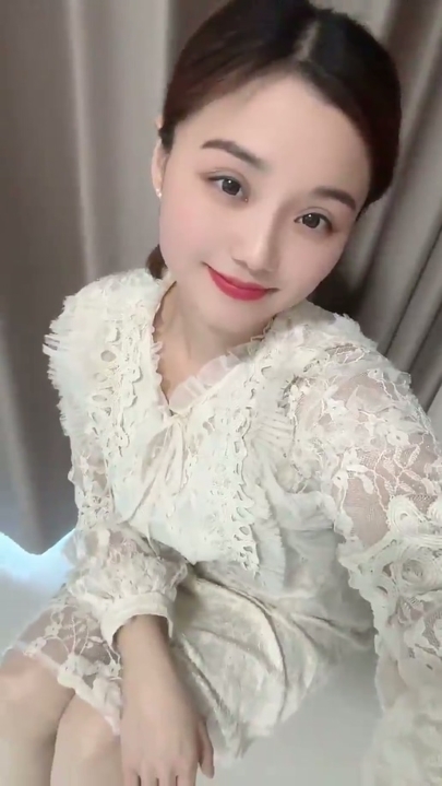 抖音超极品大奶宝妈【杨枝甘露】淫语丝足高跟自X③ 6V 36分钟 2.64G