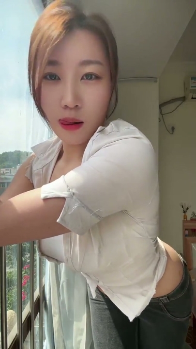 快手靓妹【草莓味的小可乐（汯汯濊濊）】热舞紫薇 14V 17分钟 1.4G