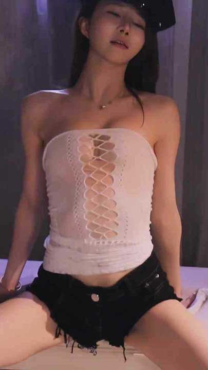 虎牙 小羊炖土豆 上帝视角情趣JK激情热舞2V