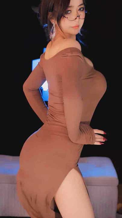 网易CC 小燃燃 9月精选第2弹10V【1.44G】