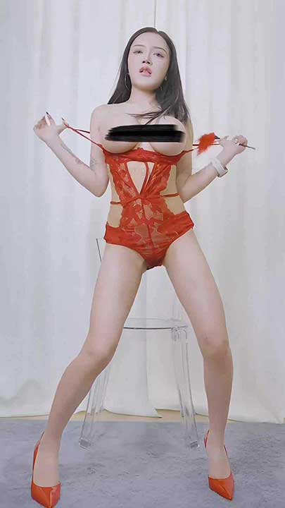 4K Livex18 斑比 bella 双角度破解版3V【1.95G】