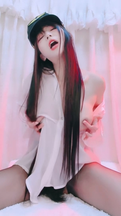 超骚熟女【午夜销魂骚姐姐】合集 14V 10小时30分钟 6.03G