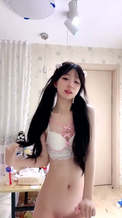 超清纯妹子【洛丽塔】下海 3V 5小时 3.43G