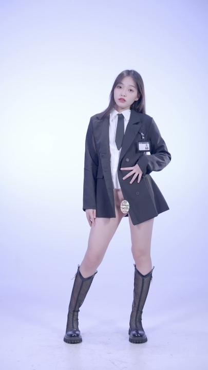 SPOP高颜少妇【莱莉】1期双视角 4K 14V 47分钟 4.46G