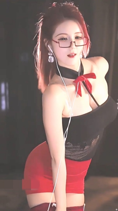 #娜美#刘钞钞#苏晓 #白千涵以女团之名惹火妖姬专场 8V22分w1208