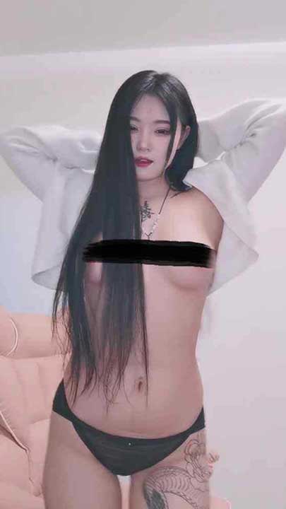 直播 百变小月 颜值嫩妹骚舞诱惑6V【6.49G】