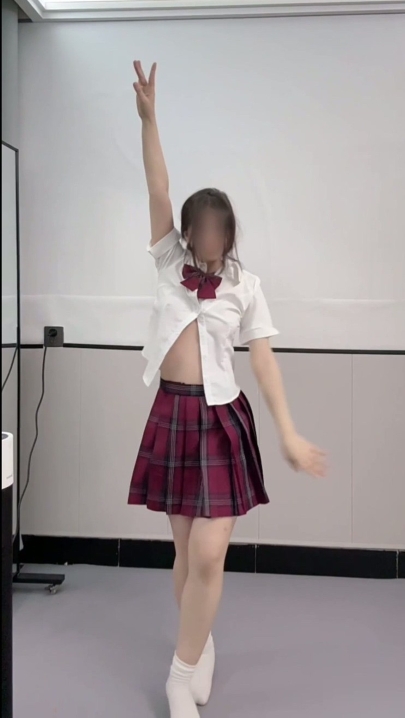 推特舞姬【小乔，原以安】【婉婉】【月月】三合一 16分钟 1.76G