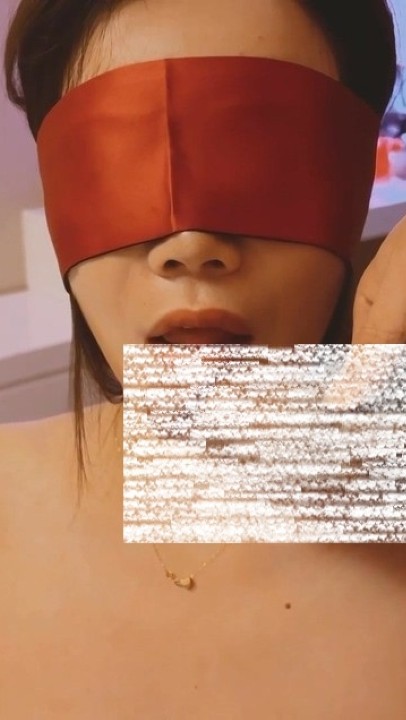 情色摄影大师【FENDSON】两美女吃鸡 2V 31分钟 1.94G