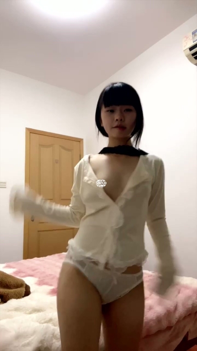 新人18岁四川学生妹【07练习生】热舞 紫薇 5V 5小时 3.15G