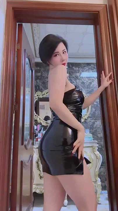 快手 库里丝 果儿 丝袜熟女高跟黑丝袜诱惑10V【1.05G】