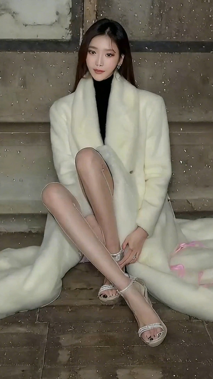 高冷毛衣御姐的热情夜晚725gjhj