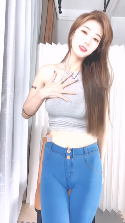 快手经典顶B摇主播 微漫天 26最新骆驼趾顶B骚舞+首次掰穴秀 27V36分W1684