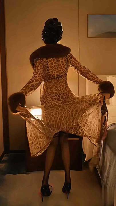 秀人网 田冰冰 豹纹情趣内衣私房特写诱惑1V【0.5G】